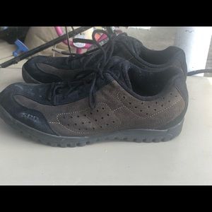 Shimano SPD SH-MT21 Suede Cycling Shoes Size 43/9